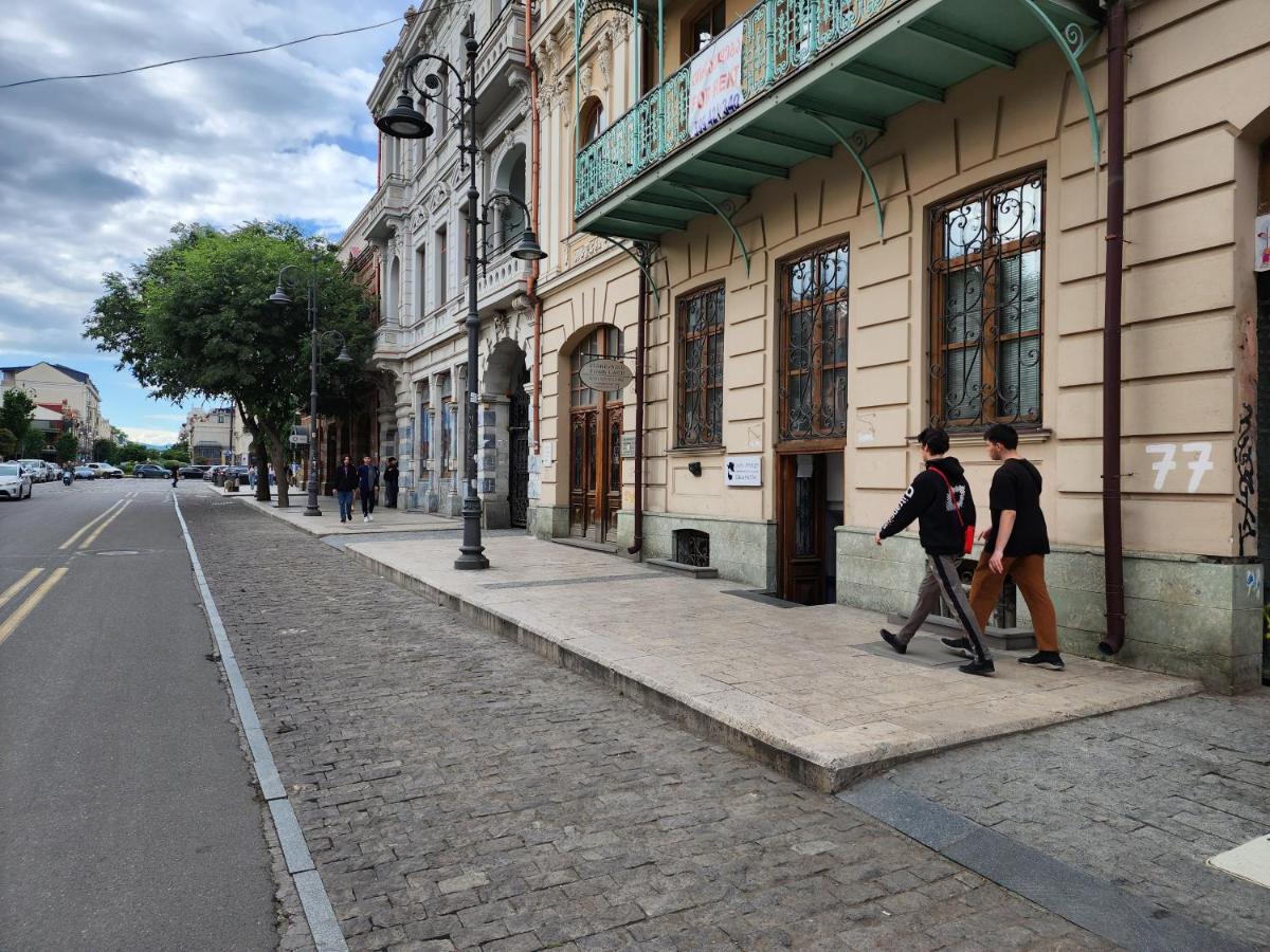 Gala Hostel Tbilisi Exterior foto